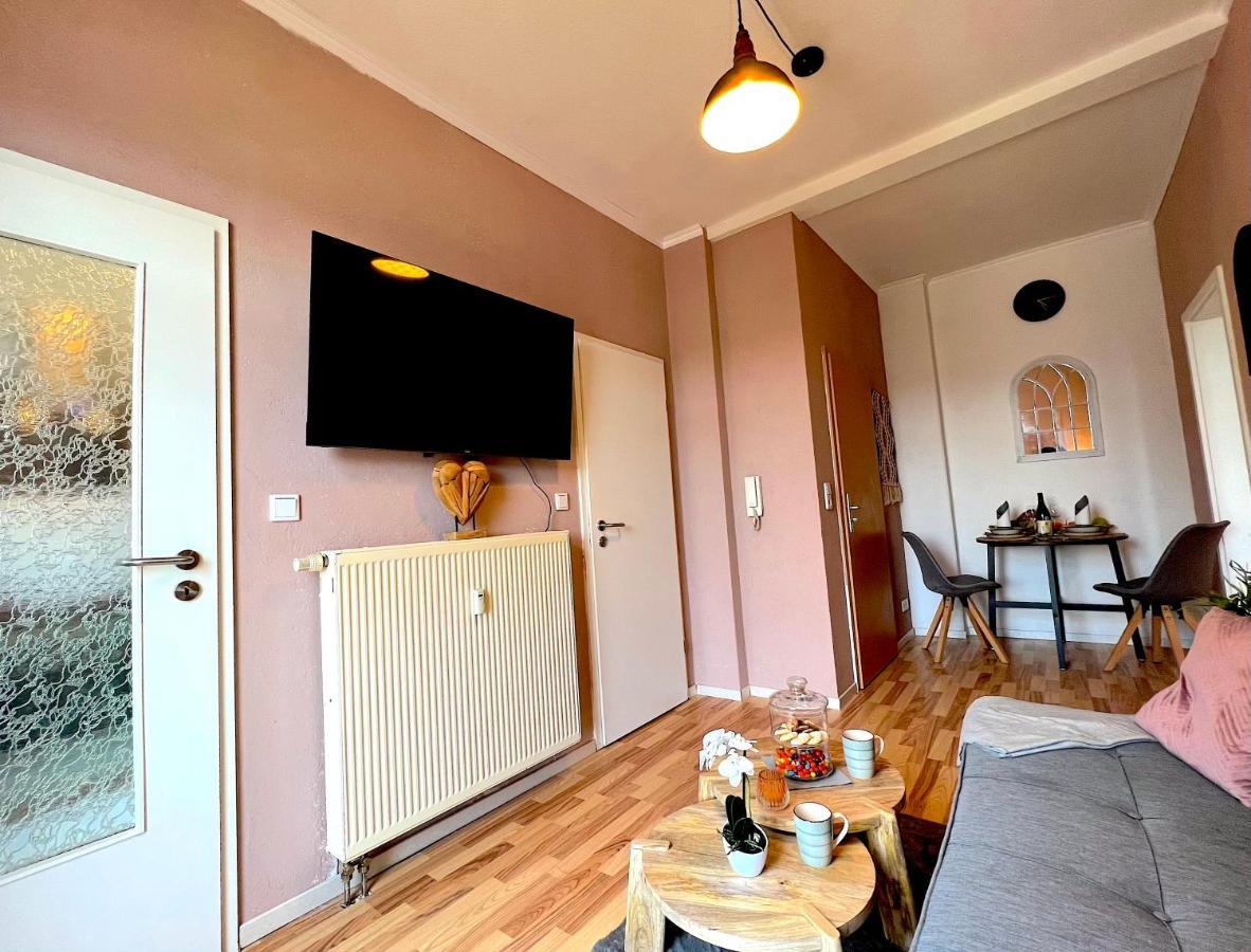 Elbling Apartment Mit Terrasse - Netflix - Parkplatz - Weinbergblick Meißen Exterior foto